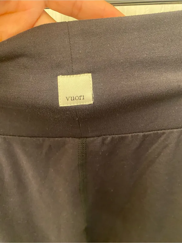 Vuori Dark Grey Ankle-Length Jogger Pants - Image 6