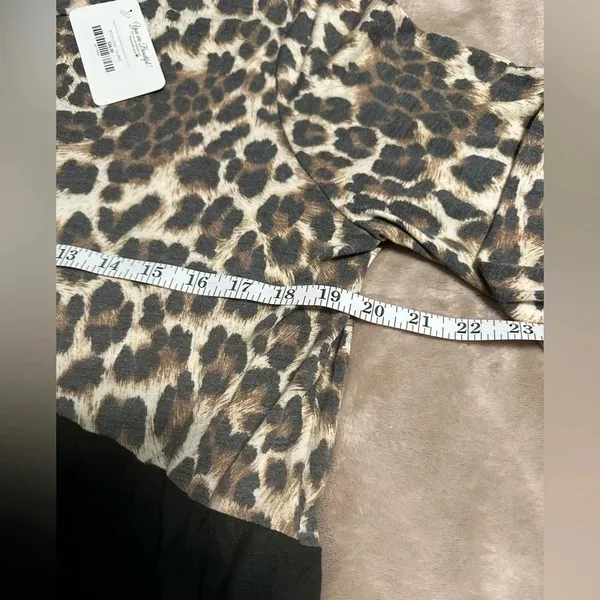 Leopard and Black Flowy Top Tunic Size 3XL NWT - Image 4