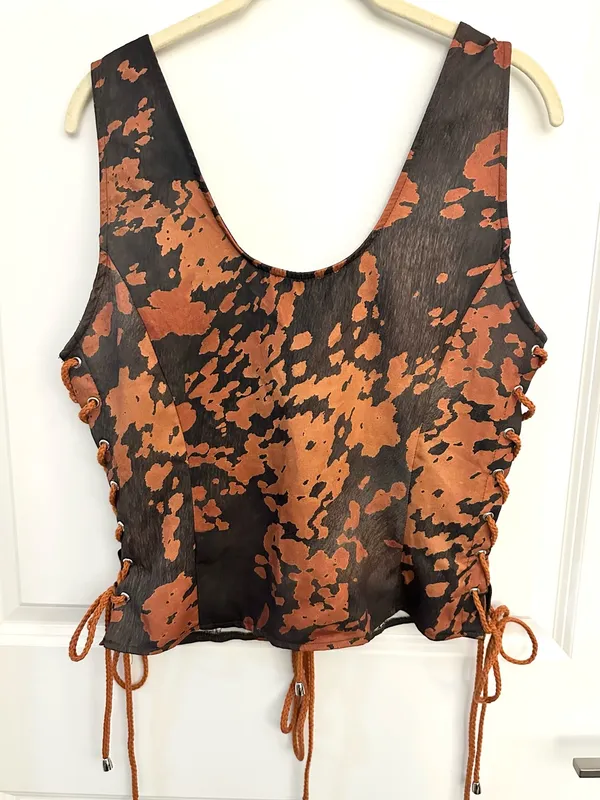 Pretty Little Thing Brown Printed Woven Lace Up Tank NWT Size 12 - Image 6