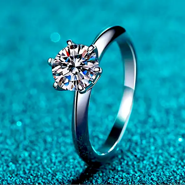 1 Ct Solitaire Engagement Ring Brilliant-Cut Simulated‎ Diamond, Size 8 - Image 2