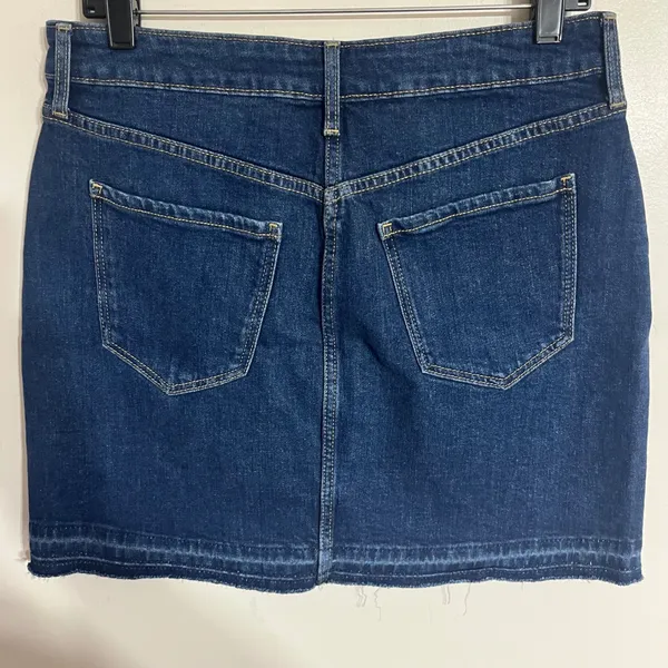 Old Navy High Rise Denim Mini Skirt Tonya Dark‎ Wash Button Fly Raw Hem Size 8 - Image 10