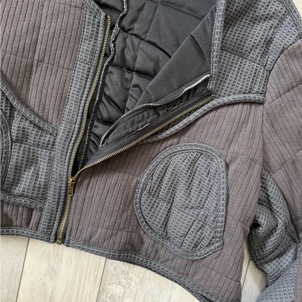 ✨NWT- POL Quilted Waffle Knit Textured Full Zip Bomber Jacket size Large - Image 9