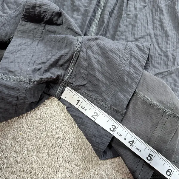 Lululemon Women’s Logo Waistband High-Rise Training Short 3” in Graphite Grey 8 - Image 15