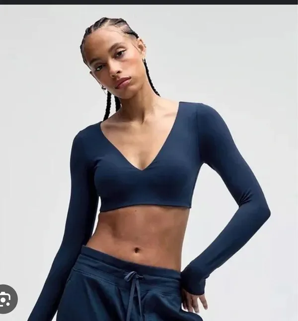 Lululemon Everlux v-neck top sz S - Image 5