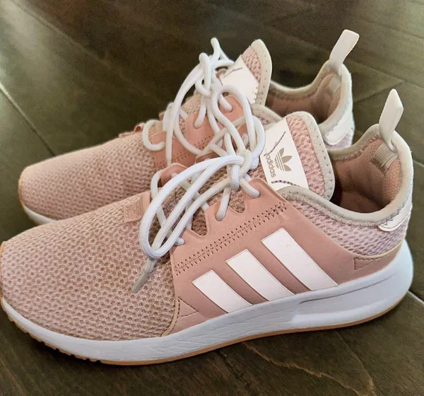 Shoes - Image 5