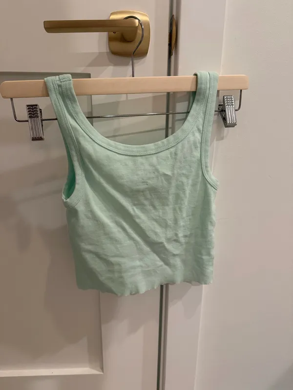billabong cropped graphic tank top - Image 2