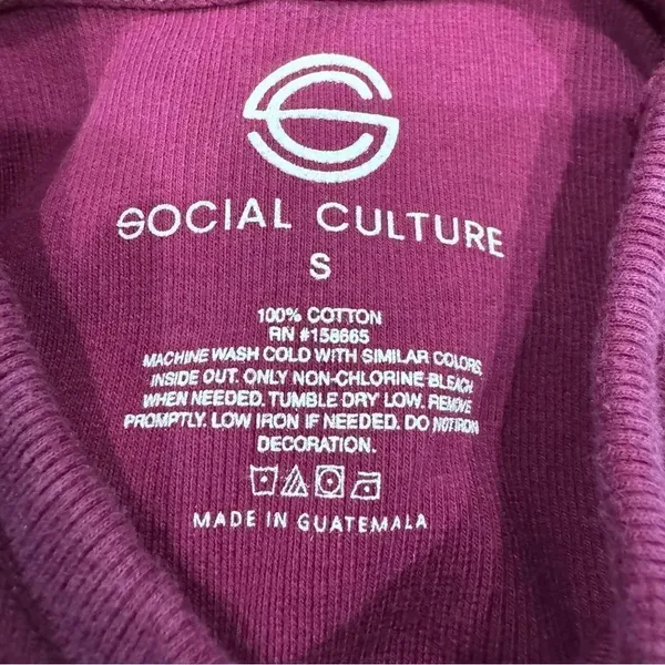 Social Culture Maroon Salem Witchcraft Cropped Ribbed Thick Tee Women’s Small - Image 3