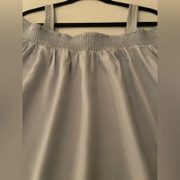 LC Lauren Conrad Light Baby Blue Off-Shoulder Blouse Size M - Image 3