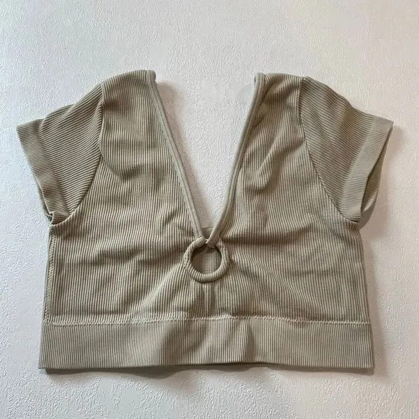 Aerie Ribbed O Ring Cutout Crop Top Beige Short Sleeve Size M - Image 2