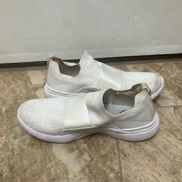 APL Athletic Shoes Techloom Bliss Slip On 7.5 - Image 6