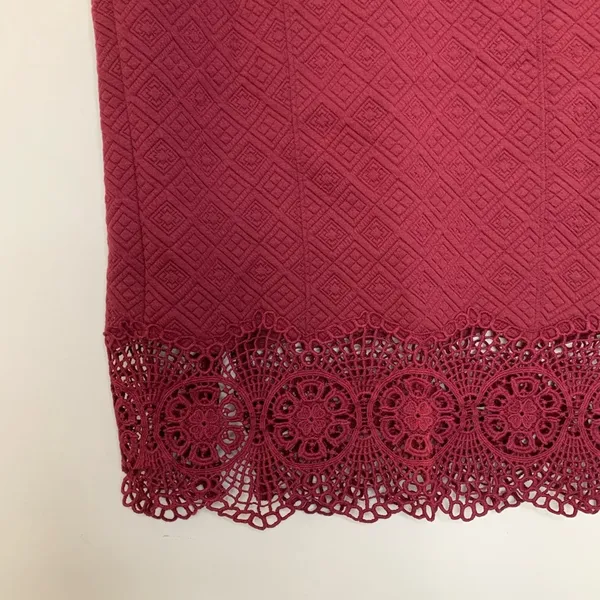 FREE PEOPLE Storyteller Crochet Lace Trim Quilted Pencil Skirt Burgundy Size XS - Image 8