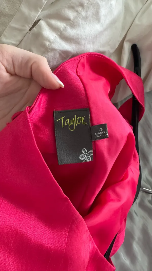 Fuscia Dress Red Size 4 - Image 5