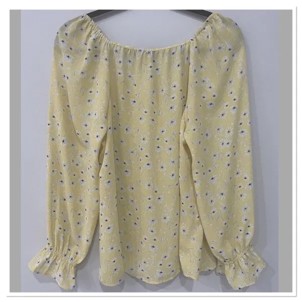 ANN TAYLOR Yellow and White Floral Print Blouse Size M - Image 5