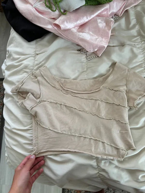 Soft Crème Textured Crop Tan - Image 3