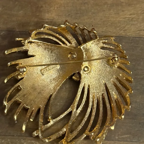 Vintage Monet gold plated Cordelia spray brooch - Image 5