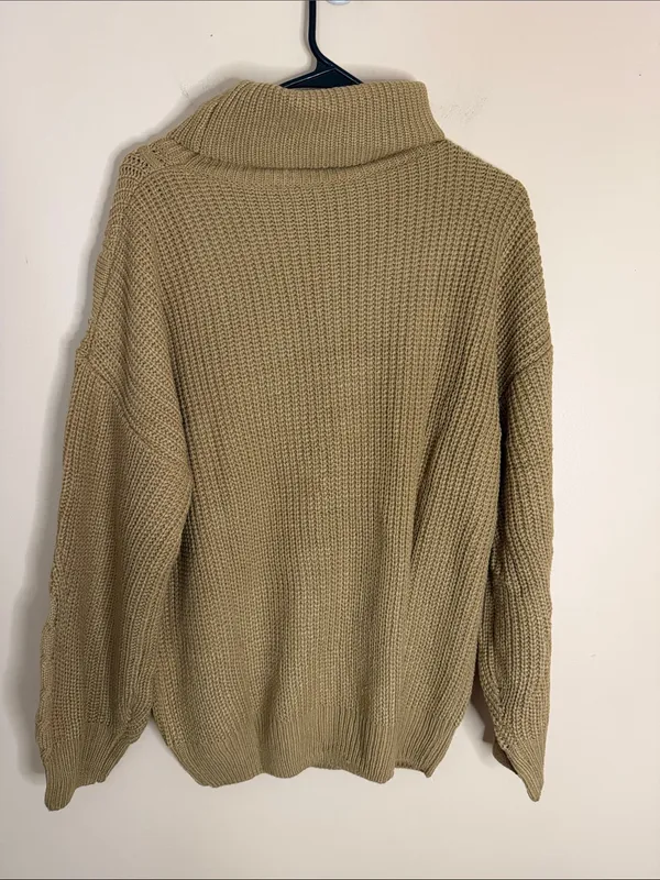Cable Knit Turtleneck Sweater in Camel Tan Size L - Image 5
