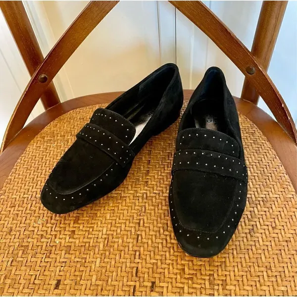 Bleeker & bond black suede studded loafers size 7 - Image 5