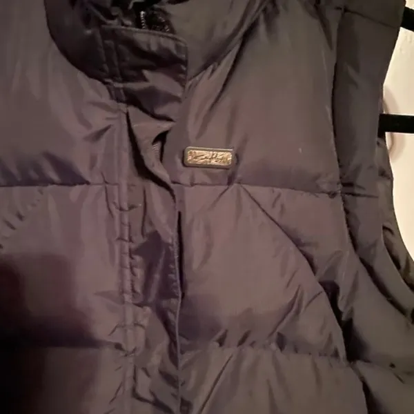 Oakley Black Puffer Vest Size‎ Extra Small - Image 2