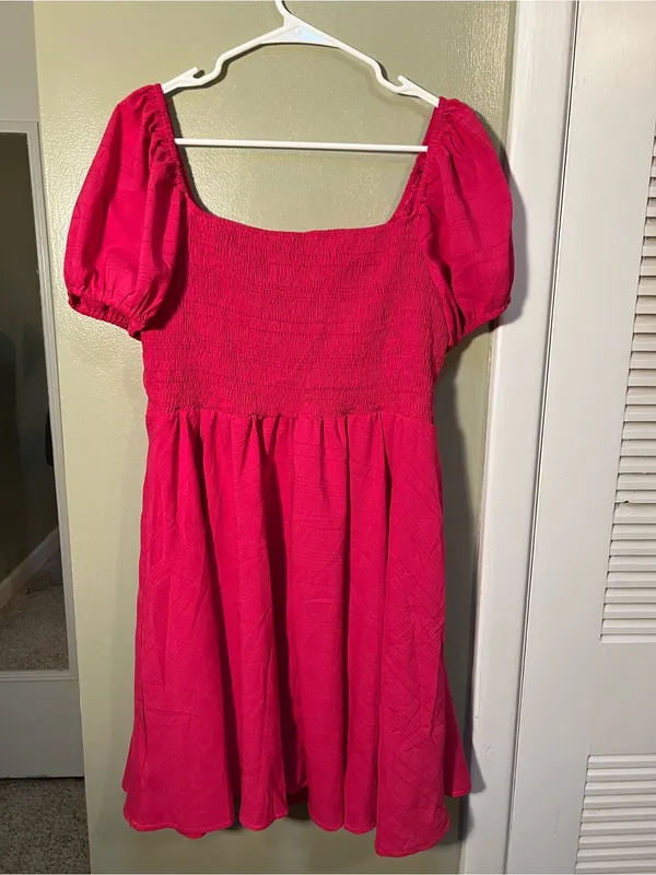 Women’s Size XXL Short Puff Sleeve Dress Bright Pink Sweetheart Neckline Smocked - Image 5