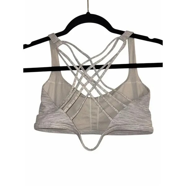 ✨Lululemon Free To Be Sz 6 Bra Wild *Light Support✨ - Image 7