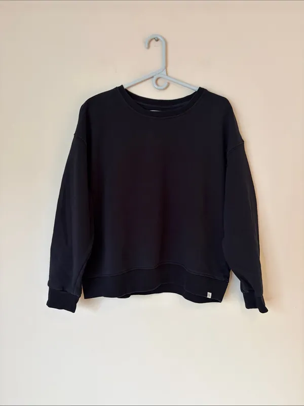 Tkees Air Whipped black crewneck sweatshirt - Image 2