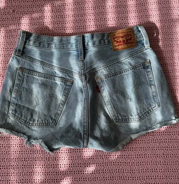 Levi's Denim Shorts - Image 4