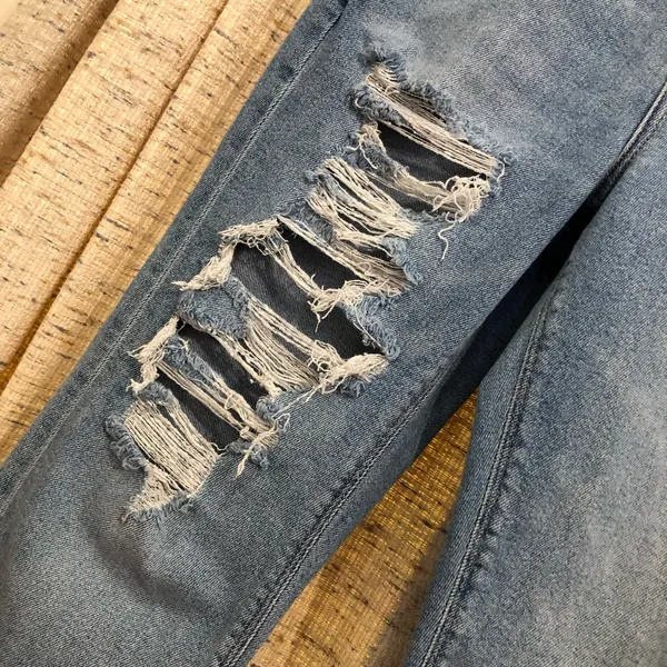 American Eagle High Rise Destroyed Mom Jeans  - Image 4