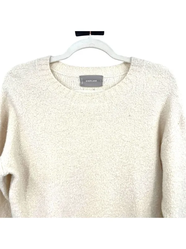 Everlane Cream Wool-Blend Crewneck Sweater Boucle Knit Size Medium Quiet Luxury - Image 2