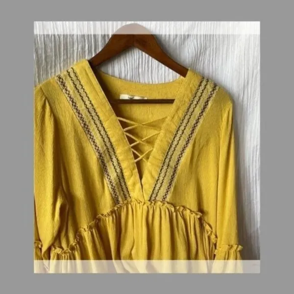 Hazel Embroidered Beach Cover Up Tunic Bell Sleeve Yellow Rayon Women's M NWT - Image 5