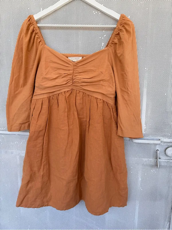 X Anthropologie heavy Linen Puff-Sleeve Midi Dress in Rust Brown - Image 2