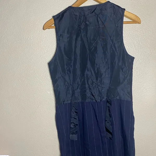 A Byer California navy blue pinstripe tailored mini vest dress v neck 90s size 5 - Image 9