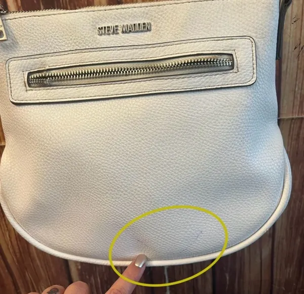 Steve Madden Women’s Faux Leather Textured White Shoulder Bag - Image 11