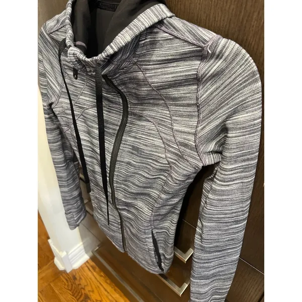 Lululemon Hooded Define Jacket *Nulu Womens 4‎ - Image 2
