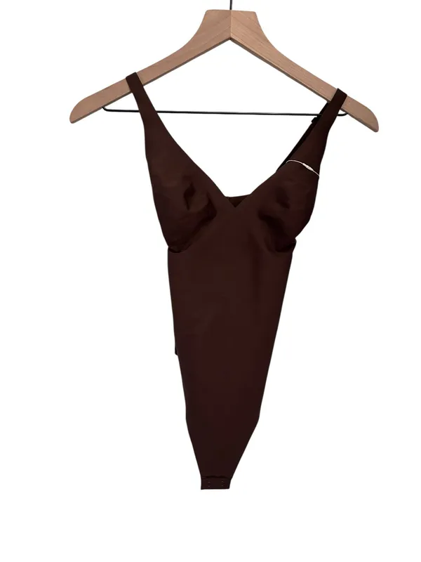 SKIMS Body Unlined Plunge Bodysuit Thong Bodysuit Cocoa Large BD-THG-7118W - Image 5