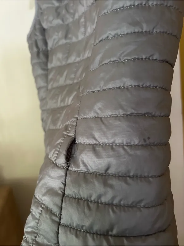 Patagonia Women’s Nano Puff Vest‎ Feather Gray Lightweight Quilted Size XS - Image 6