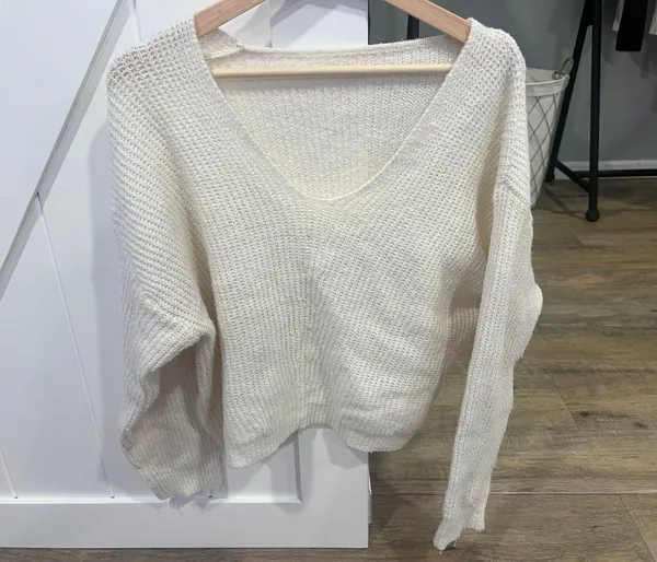 Amazon sweater - Image 2