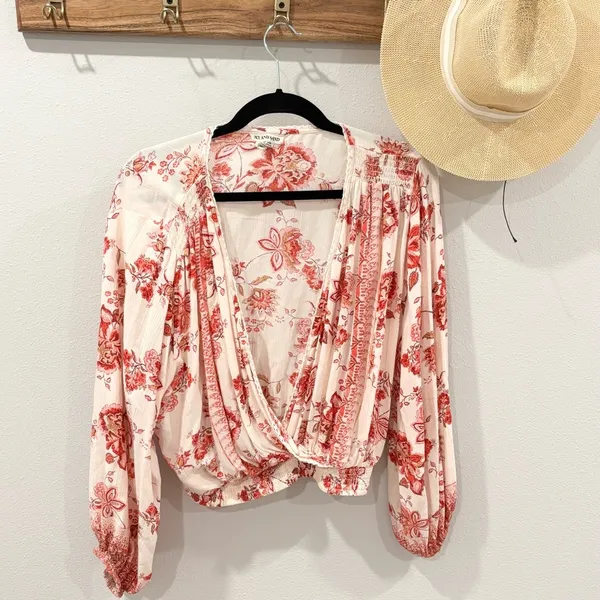 Sky and Sand pink‎ and cream blouse size Medium - Image 2