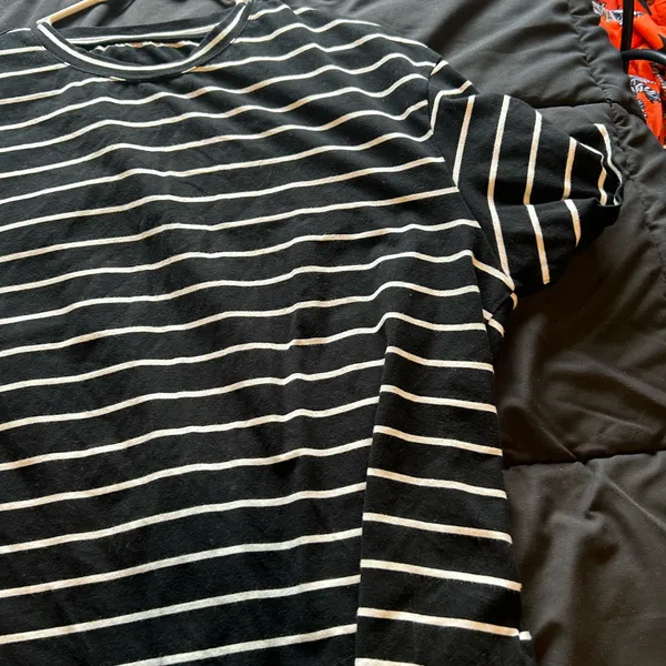 Black white striped shirt Size M - Image 2