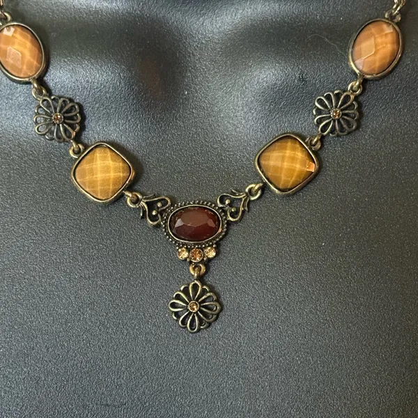 Lia Sophia antique gold tone Toffee necklace - Image 2