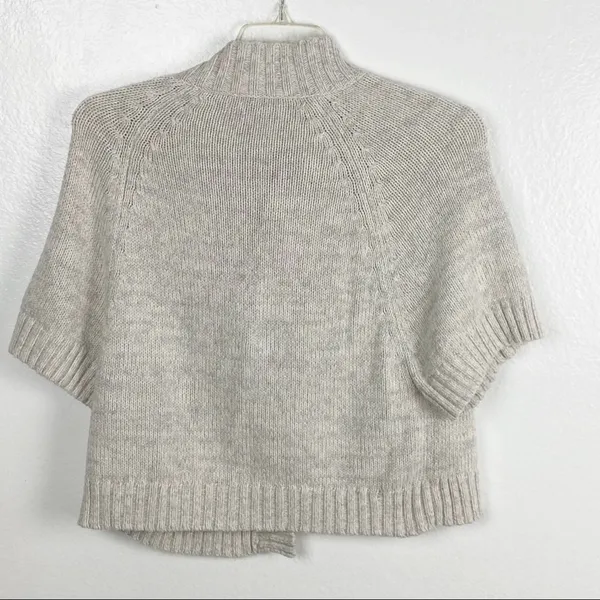 OLD NAVY Cream Knit Short Sleeves Toggle Closure Cardigan Small Neutral Boho - Image 2