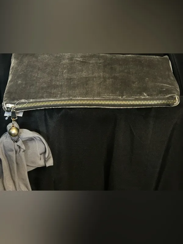 Anne Taylor Gray Velvet Zip Pouch Purse Clutch & Bow Accent NWT - Image 7