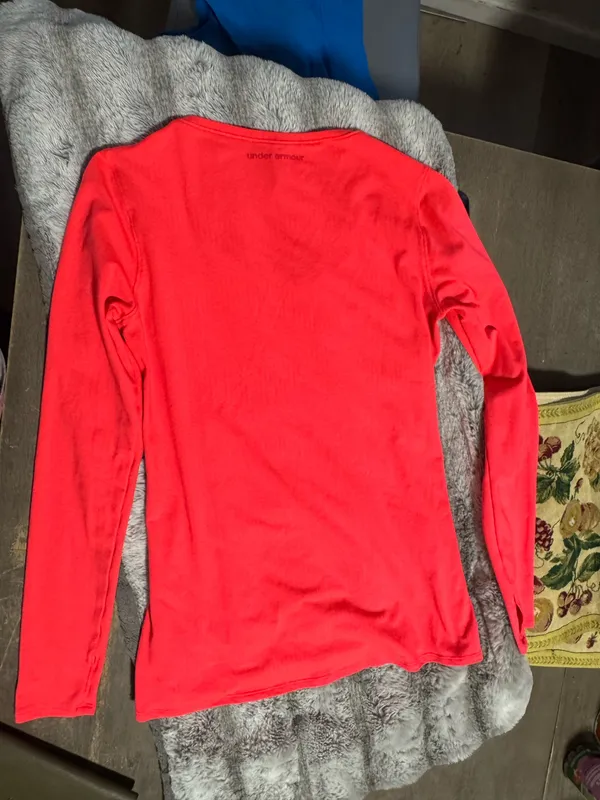 Under Armour Women’s Long Sleeve Shirt - Image 4