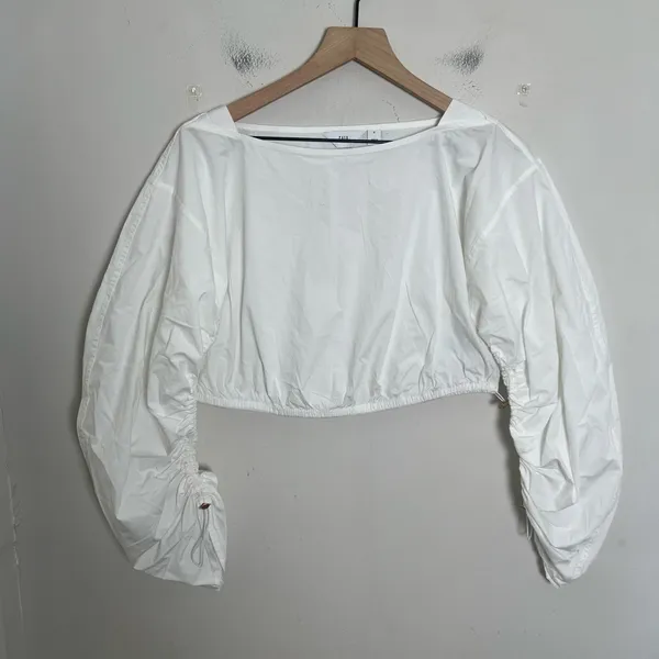 GAP x CULT GAIA- Crop Ruched Top Optic White Size S - Image 2