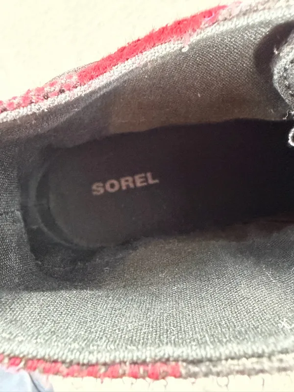 Sorel Out ‘n About Buffalo Plaid Waterproof Boots in Black Red Size 6‎ - Image 11