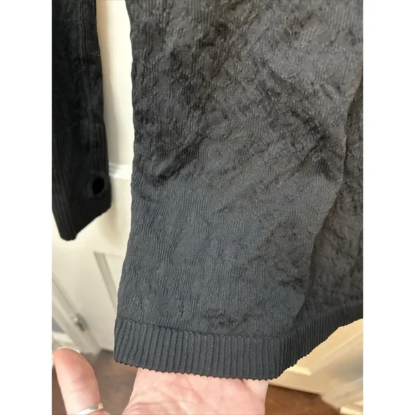 Lululemon Rest Less Pullover Black Textured Long Sleeve Crewneck Top Size XXXS - Image 5