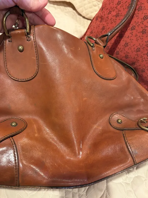 Banana Republic leather bowling-style bag or satchel - Image 9