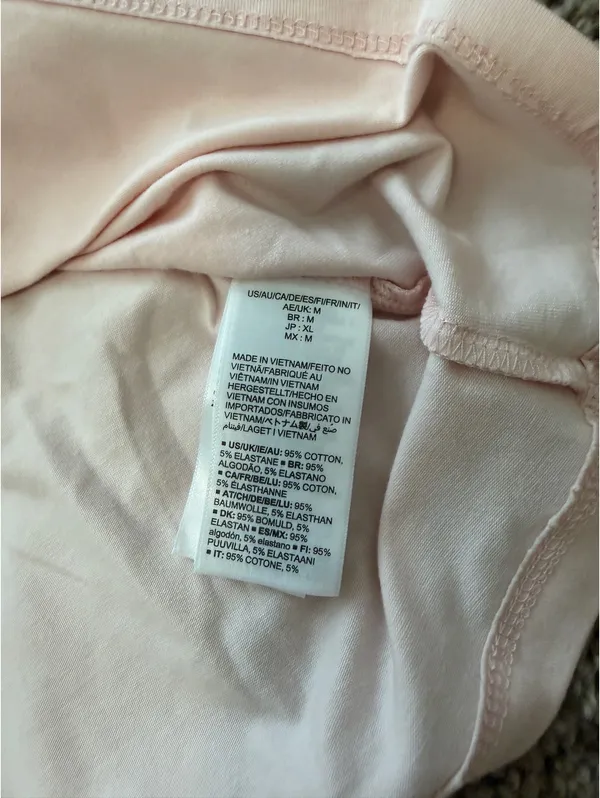 Light Pink Basic Tank Top - Image 4