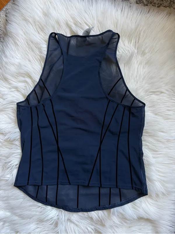 Victoria’s Secret Sport mesh tank - Image 8