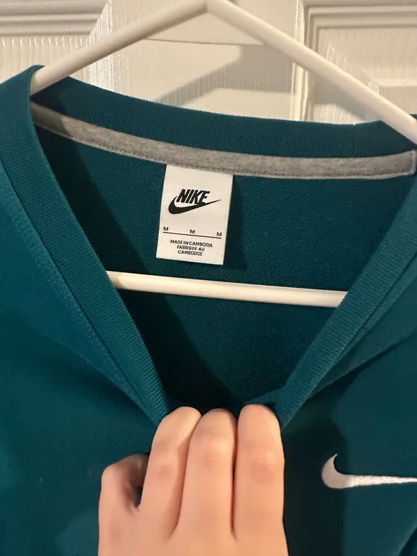 Nike Crewneck - Image 3