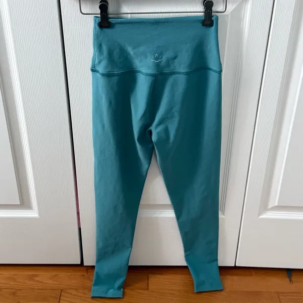 Beyond Yoga Caught in the Midi High Waisted Leggings in Deep Aqua 7/8 Length - Image 3